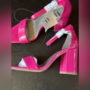Worthington Shoes Hot Pink Heels